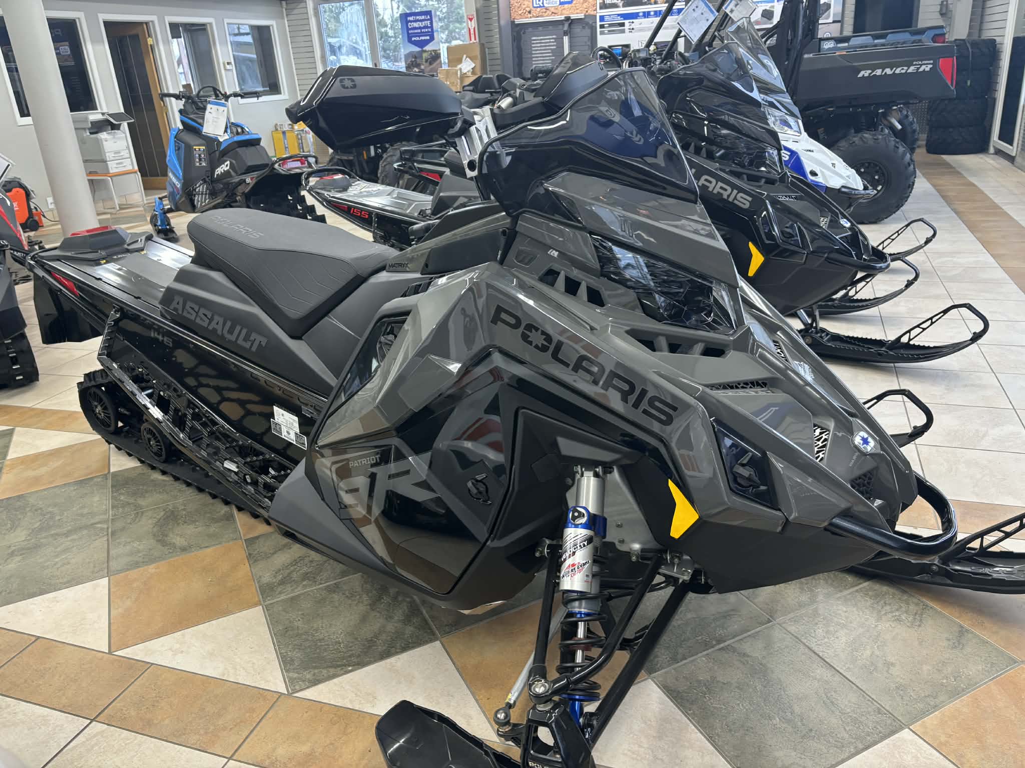 POLARIS SWITCHBACK ASSAULT 9R 146 1.6 ES 2025