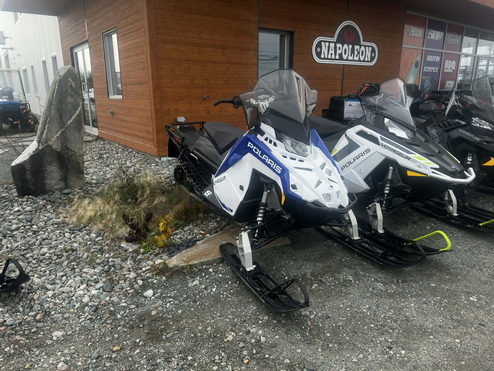 POLARIS VOYAGEUR PROSTAR 4S 146 E.S 1.35 2023