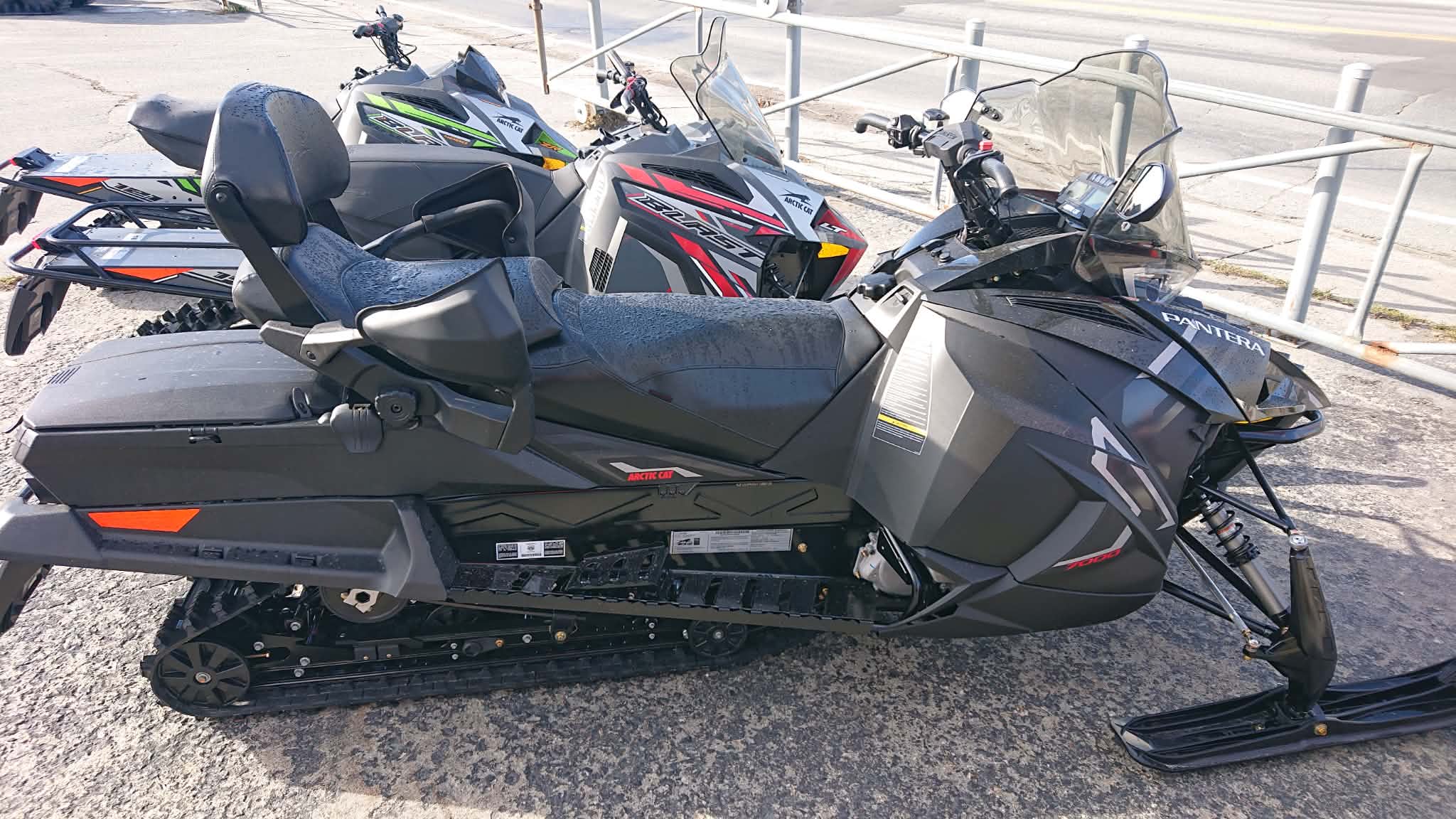 ARCTIC CAT PANTERA 7000 146 1.6 2027 – Image 4