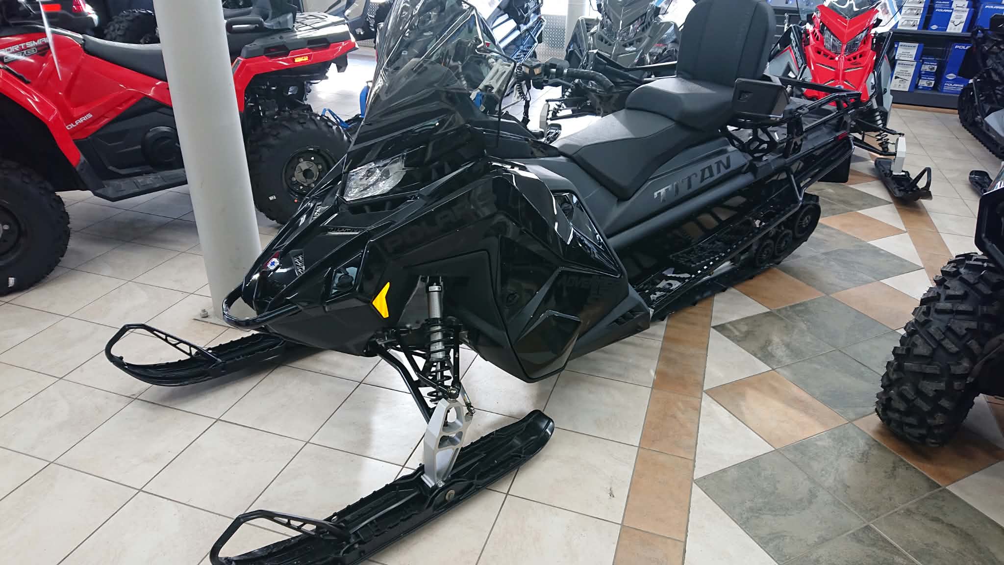 POLARIS TITAN ADVENTURE S4 2027