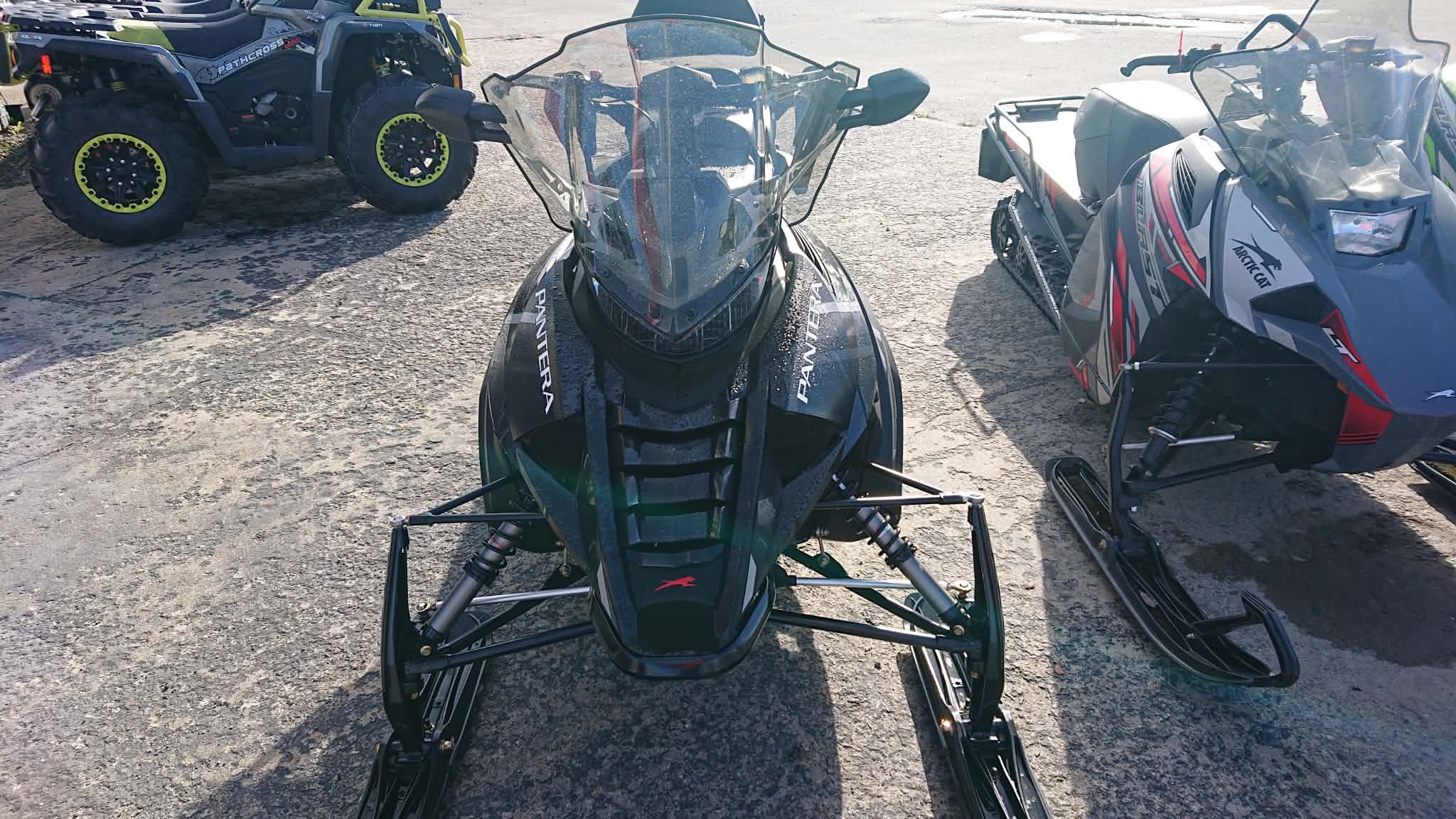 ARCTIC CAT PANTERA 7000 146 1.6 2027 – Image 5